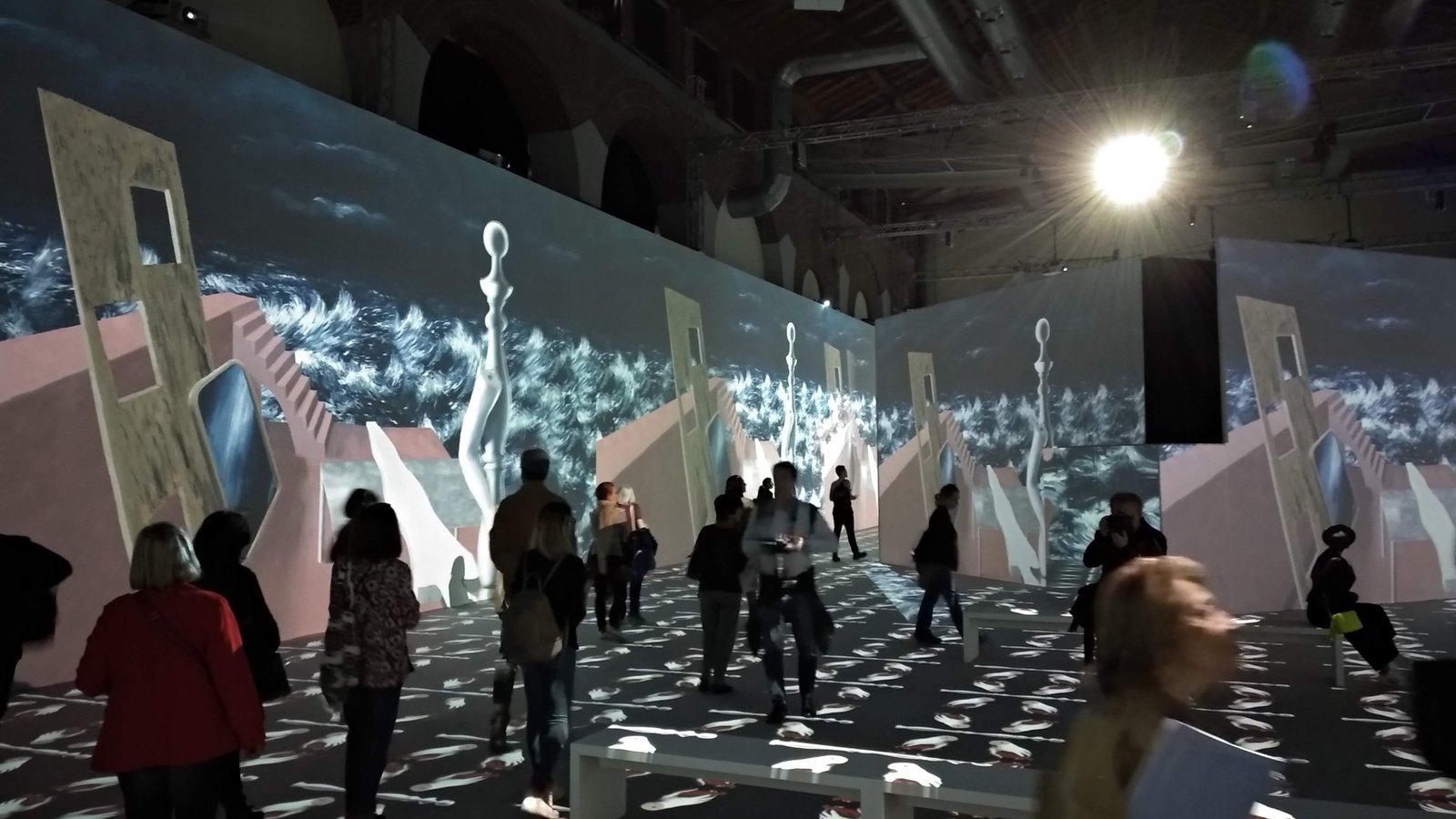 Inside Magritte, immersive exhibition in Fabbrica del Vapore
