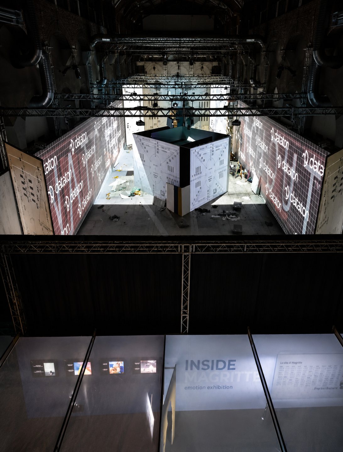 Inside Magritte, immersive exhibition in Fabbrica del Vapore
