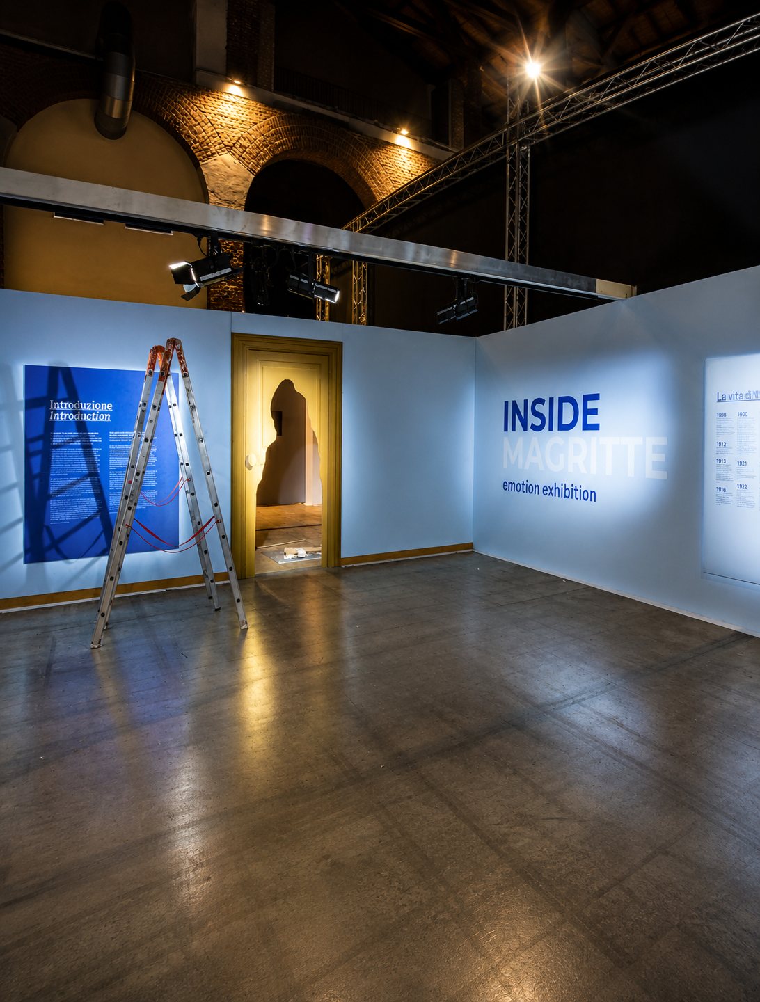 Inside Magritte, immersive exhibition in Fabbrica del Vapore