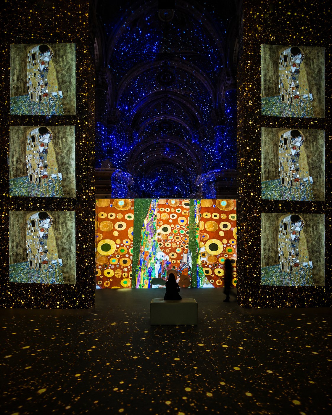 Klimt Experience, immersive exhibition in Basilica dello Spirito Santo