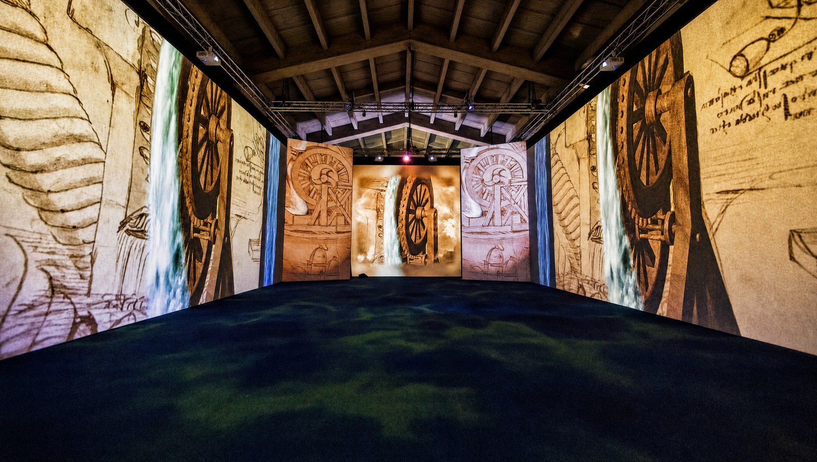 Da Vinci Experience, immersive exhibition in Teatro Cassia