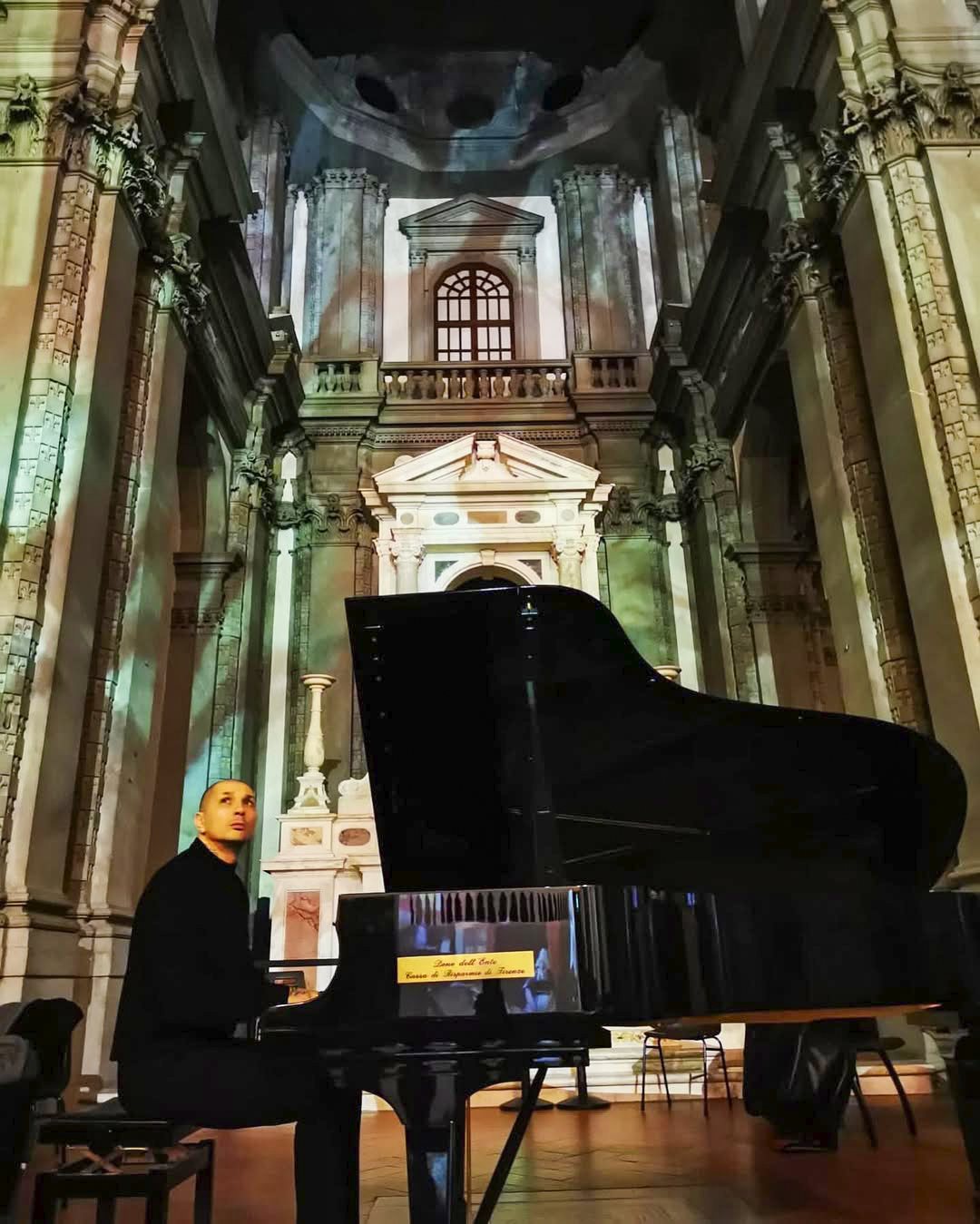 Van Gogh feat. Emiliano Pepe, immersive exhibition in Cattedrale dell'Immagine