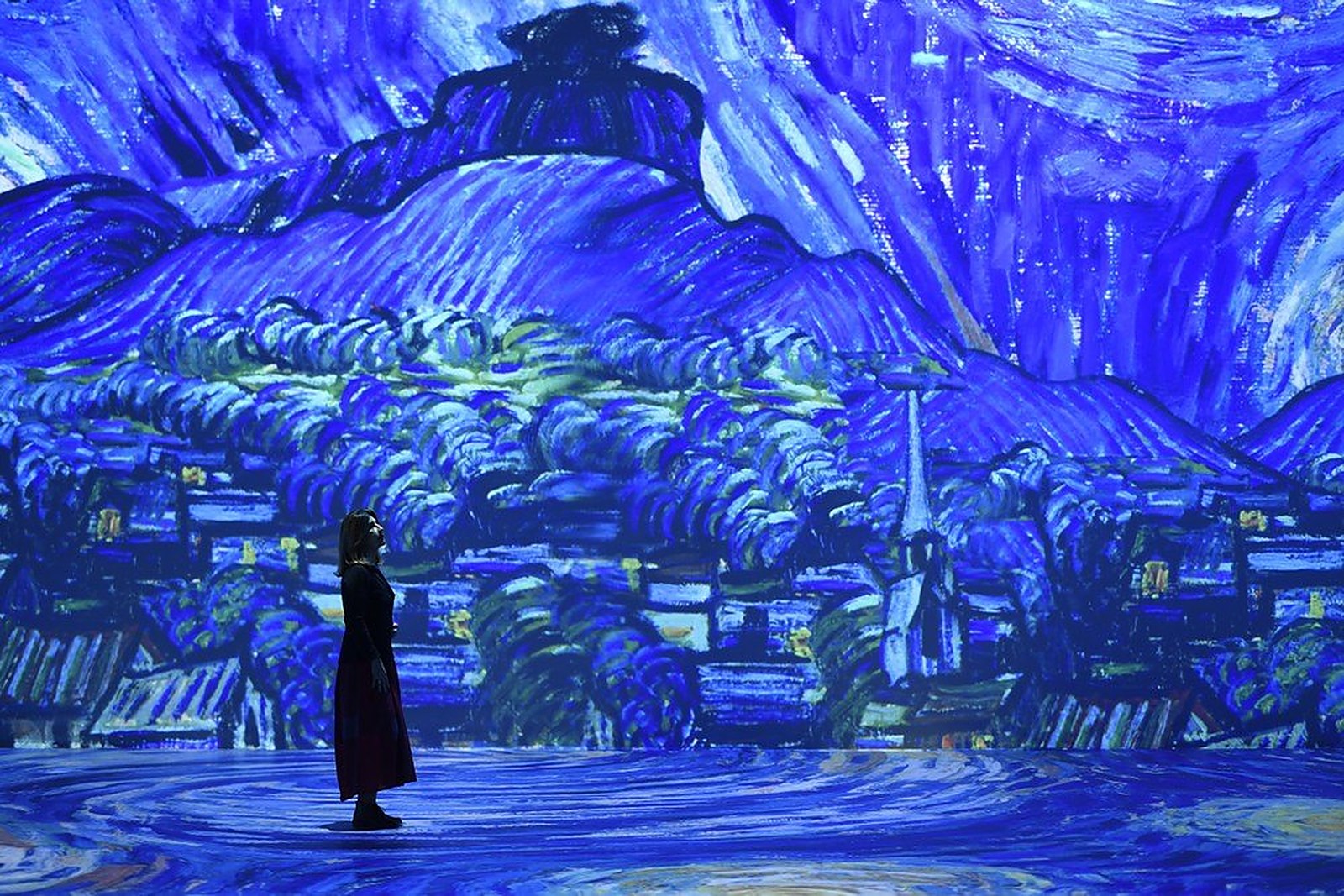 Van Gogh e seus Contemporâneos, immersive exhibition in Casa França-Brasil