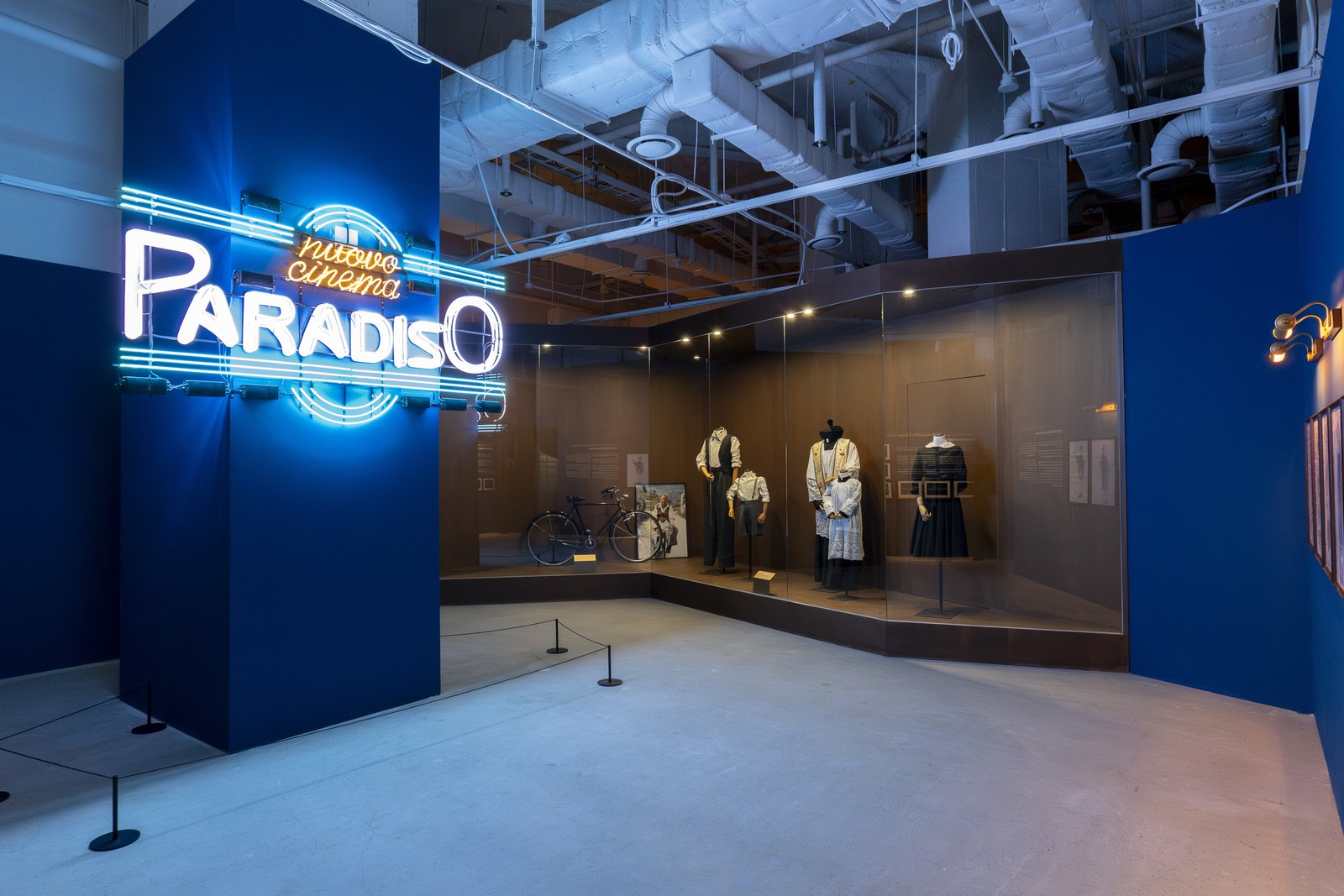 Cinema Paradiso, immersive exhibition in Galleria Foret