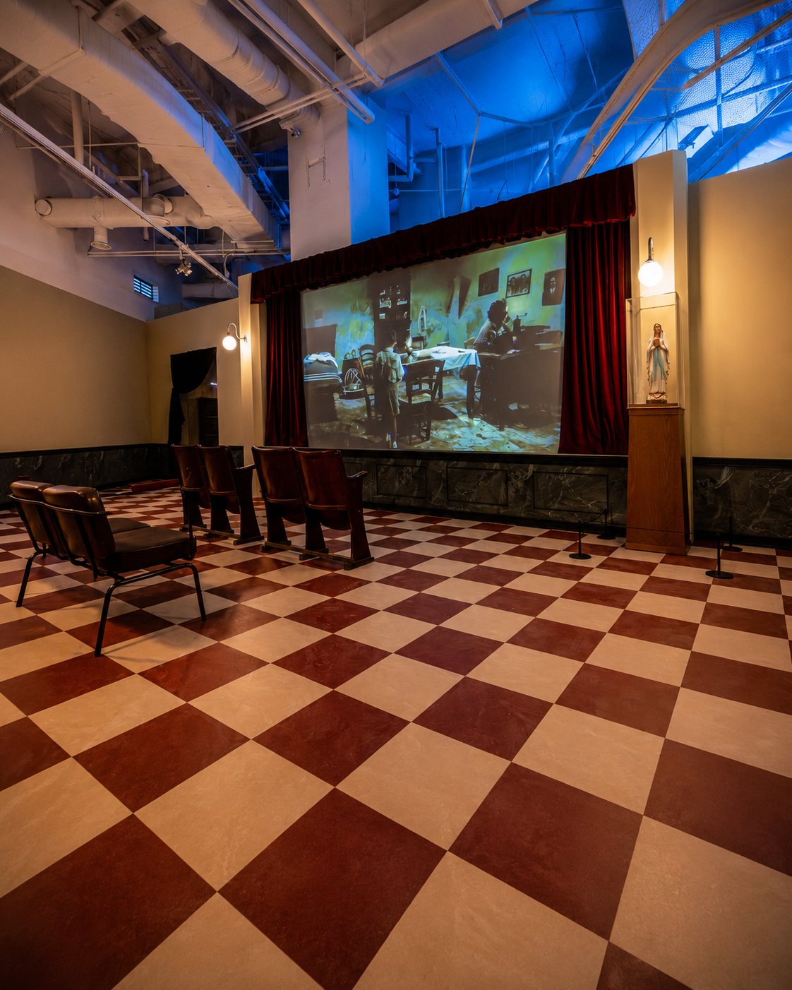 Cinema Paradiso, immersive exhibition in Galleria Foret